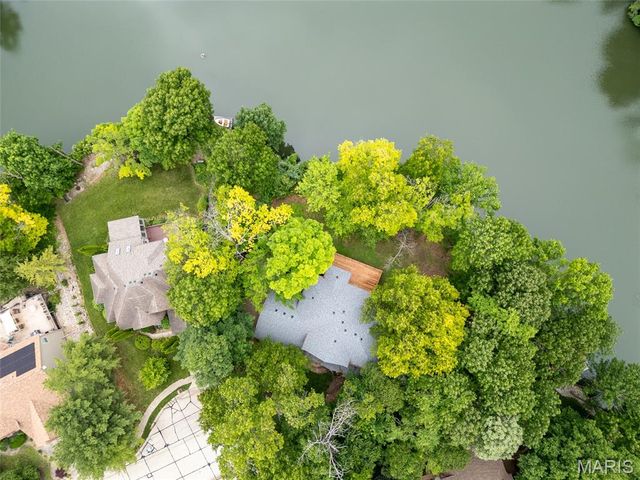 11 Kensington, Collinsville, IL 62234