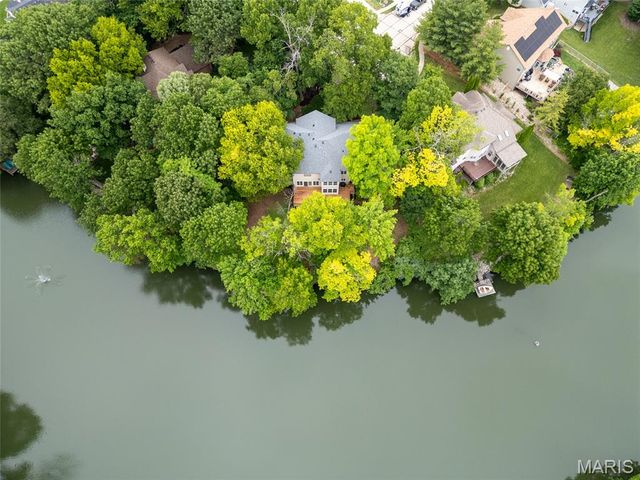 11 Kensington, Collinsville, IL 62234