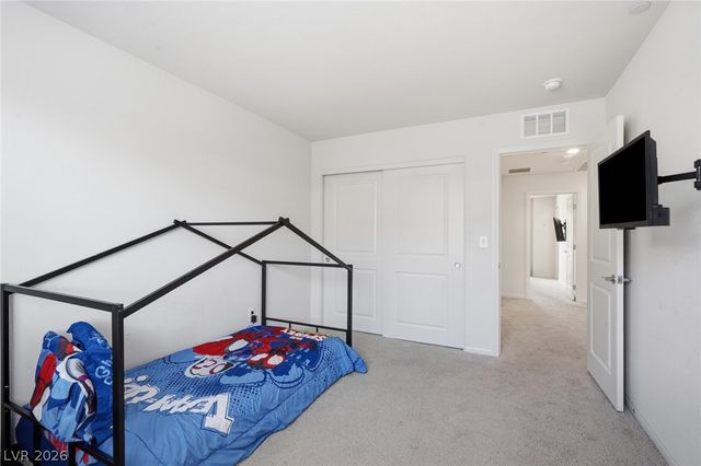 2845 Dover White Court, North Las Vegas, NV 89086
