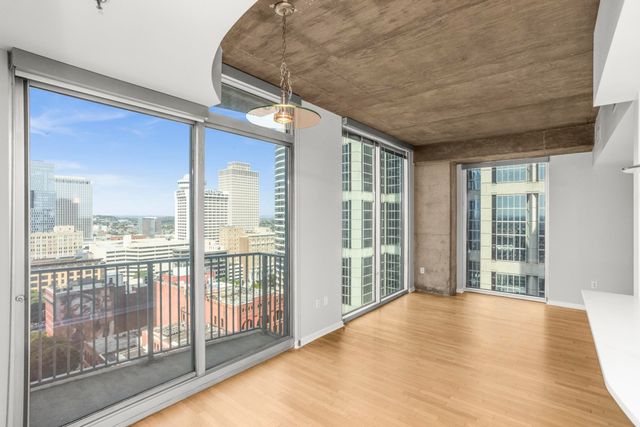 415 Church St Apt 1702, Nashville, TN 37219