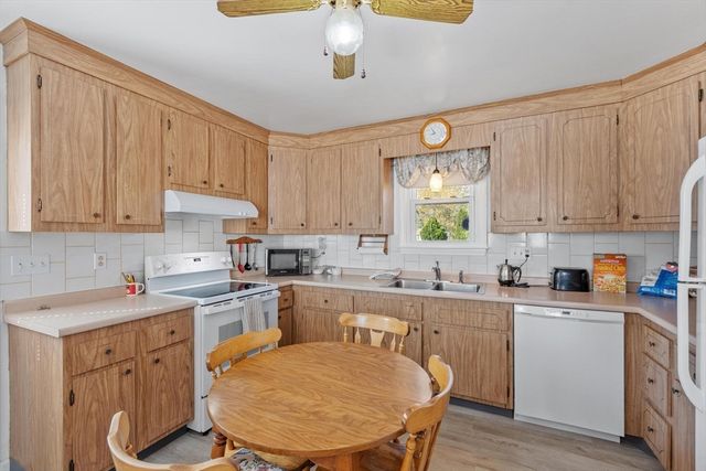 31 Atherton, Ayer, MA 01432