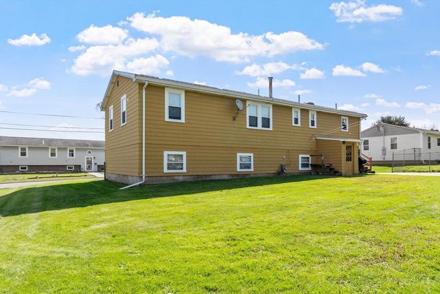 31 Atherton, Ayer, MA 01432