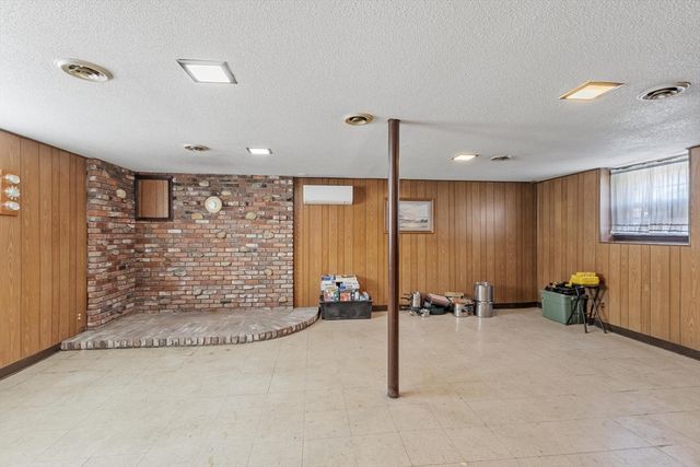 31 Atherton, Ayer, MA 01432