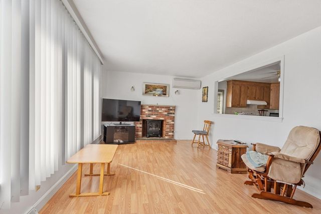 31 Atherton, Ayer, MA 01432
