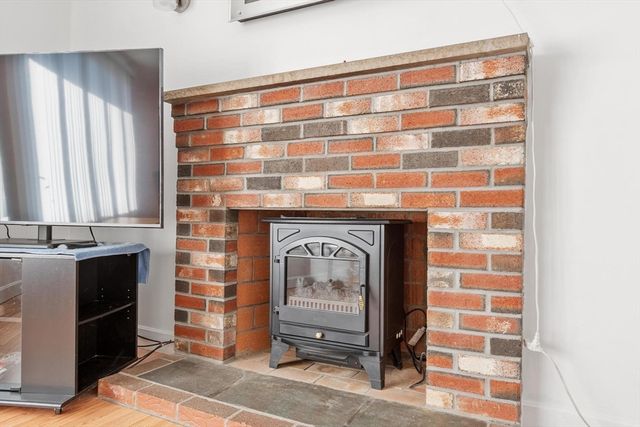 31 Atherton, Ayer, MA 01432