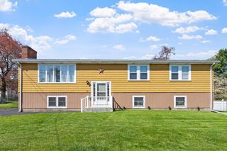 31 Atherton, Ayer, MA 01432