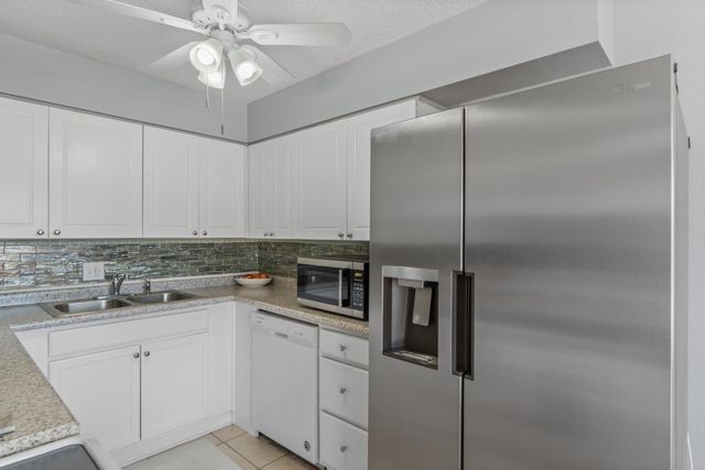 210 Pelham Road UNIT 220A, Fort Walton Beach, FL 32547