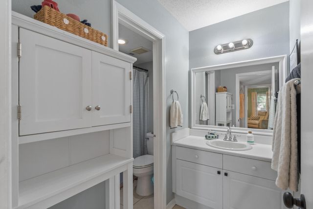 210 Pelham Road UNIT 220A, Fort Walton Beach, FL 32547