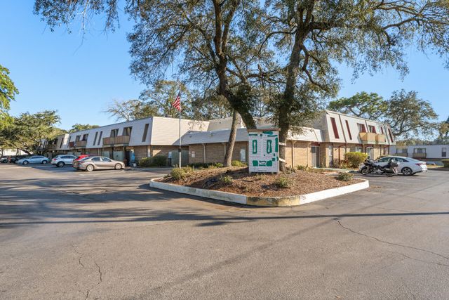 210 Pelham Road UNIT 220A, Fort Walton Beach, FL 32547