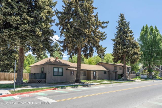 110 S WILLOW Street, Jackson, WY 83001