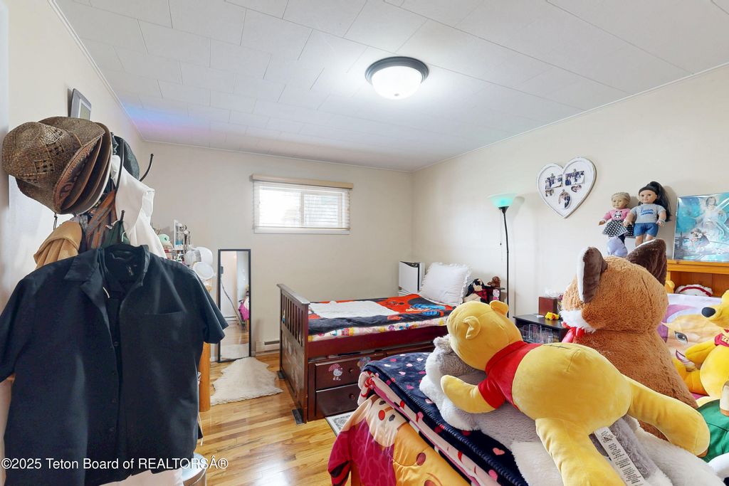 110 S WILLOW Street, Jackson, WY 83001 photo 15