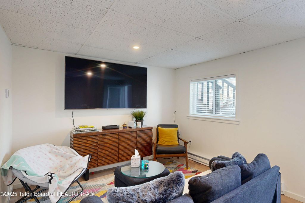 110 S WILLOW Street, Jackson, WY 83001 photo 16