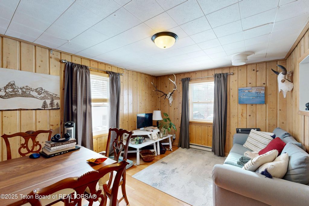 110 S WILLOW Street, Jackson, WY 83001 photo 22