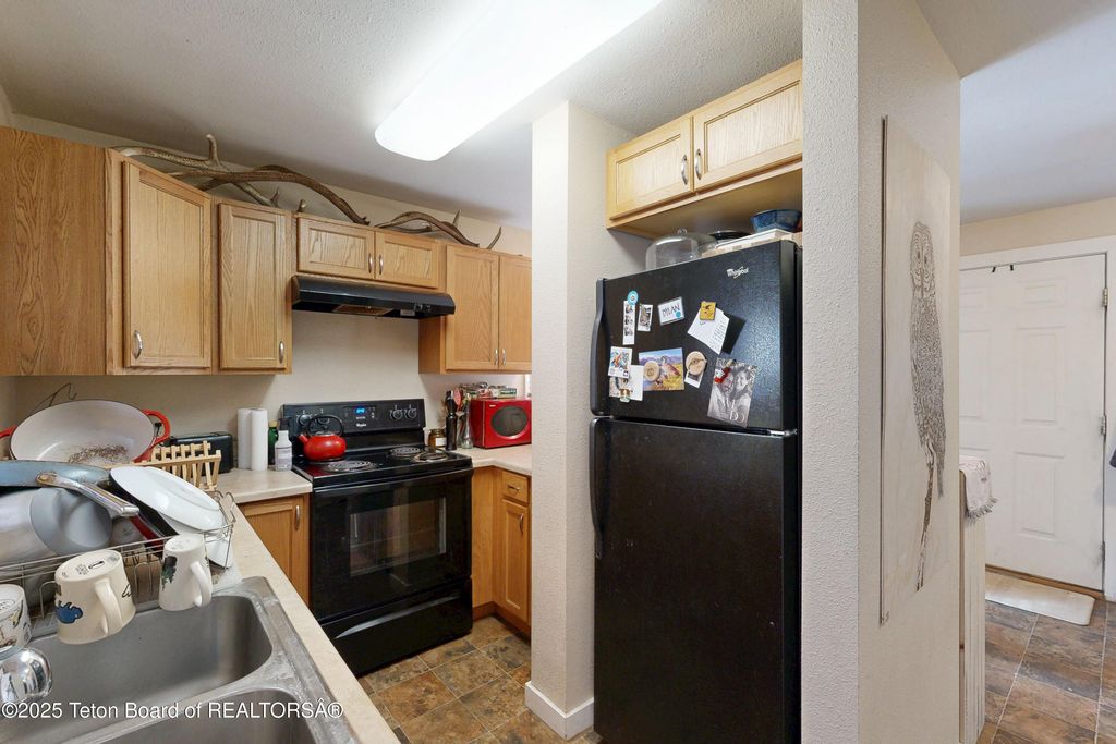 110 S WILLOW Street, Jackson, WY 83001 photo 24