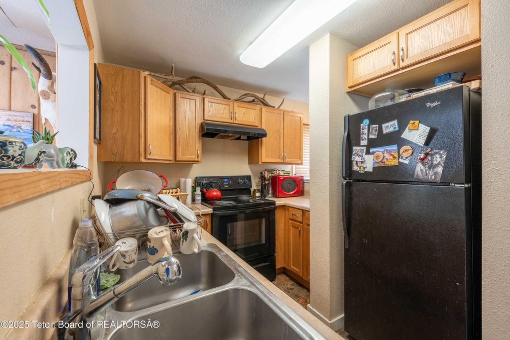 110 S WILLOW Street, Jackson, WY 83001 photo 8