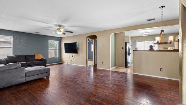 3504 PAINTED RIV, Selma, TX 78154