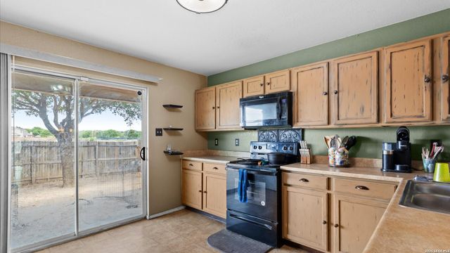 3504 PAINTED RIV, Selma, TX 78154