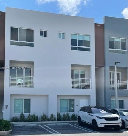 2561 NE 193rd St 1208, Miami, FL 33180