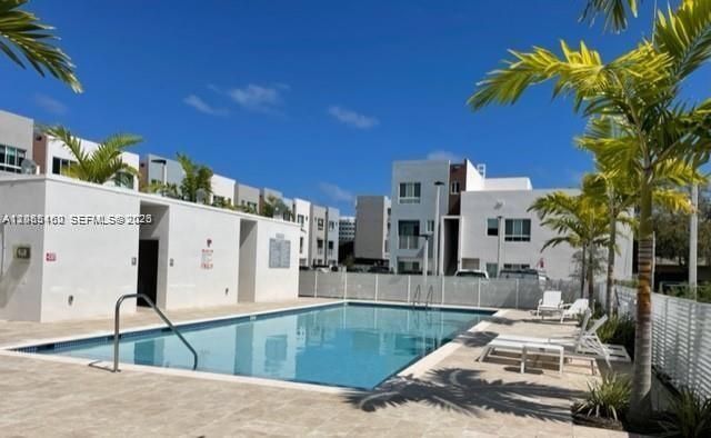 2561 NE 193rd St 1208, Miami, FL 33180