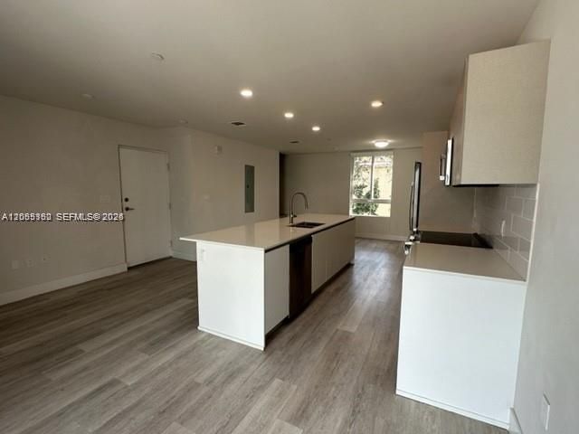 2561 NE 193rd St 1208, Miami, FL 33180