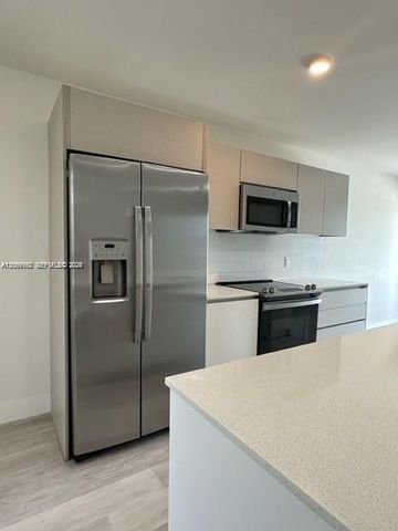 2561 NE 193rd St 1208, Miami, FL 33180