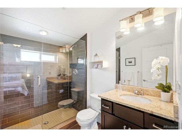 2450 N Vine St, Denver, CO 80205