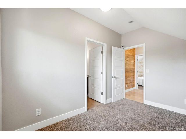 2450 N Vine St, Denver, CO 80205