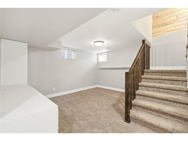 2450 N Vine St, Denver, CO 80205