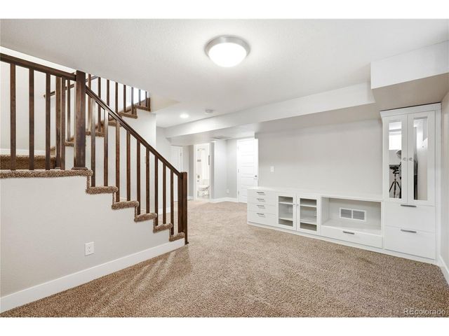 2450 N Vine St, Denver, CO 80205