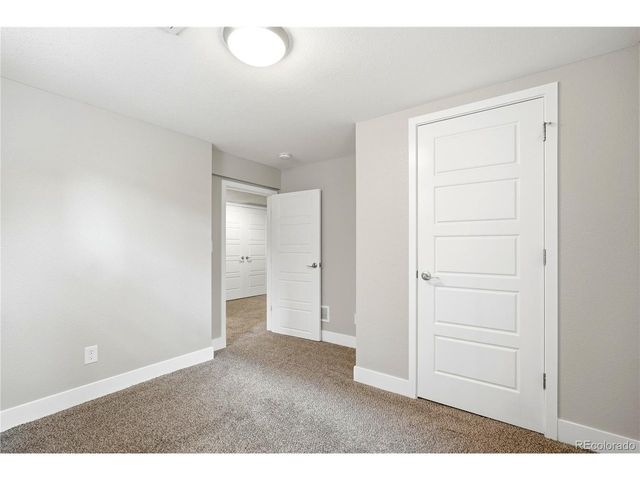 2450 N Vine St, Denver, CO 80205