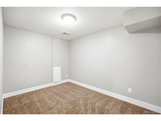 2450 N Vine St, Denver, CO 80205