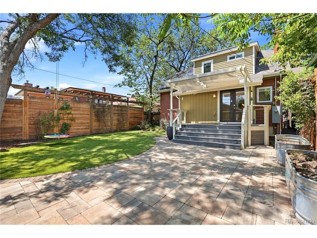 2450 N Vine St, Denver, CO 80205