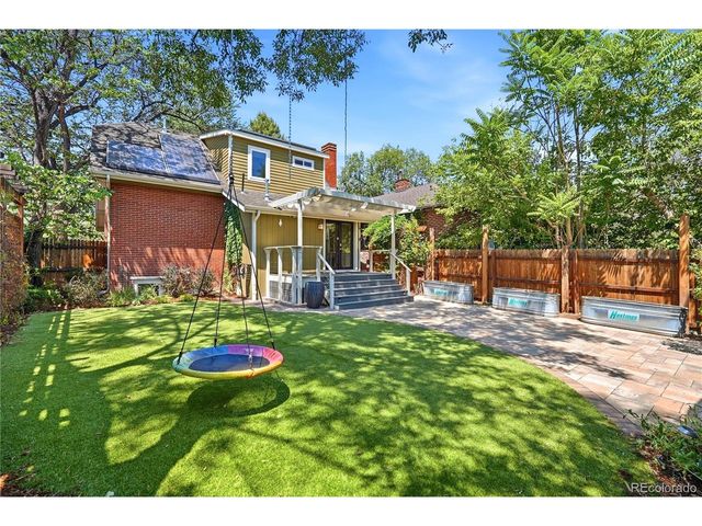 2450 N Vine St, Denver, CO 80205