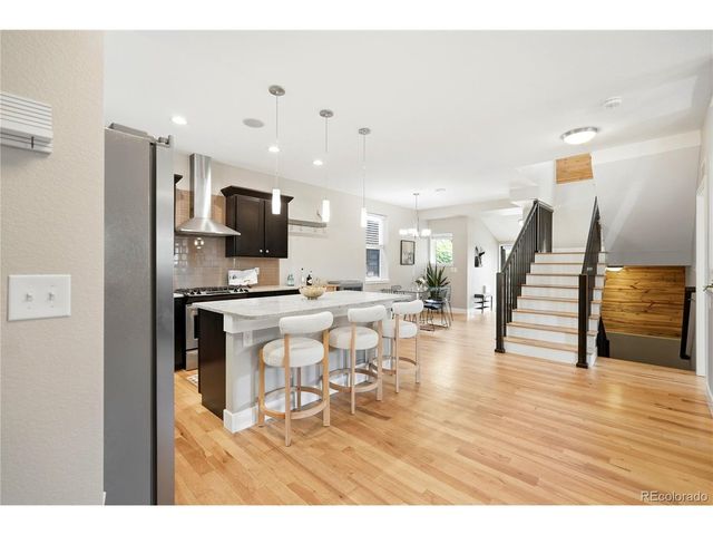 2450 N Vine St, Denver, CO 80205