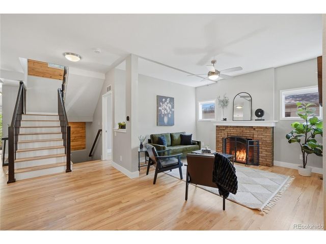 2450 N Vine St, Denver, CO 80205