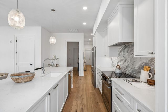 540 Helmsman Street 1222, Charleston, SC 29492