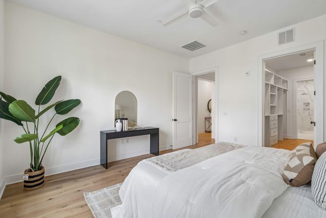 540 Helmsman Street 1222, Charleston, SC 29492