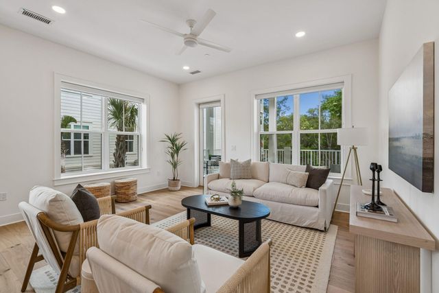 540 Helmsman Street 1222, Charleston, SC 29492