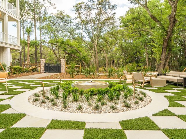 540 Helmsman Street 1222, Charleston, SC 29492