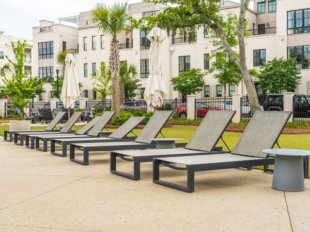 540 Helmsman Street 1222, Charleston, SC 29492