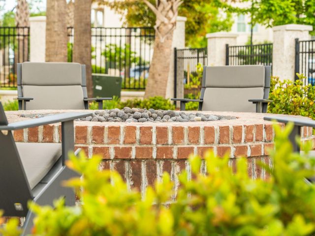 540 Helmsman Street 1222, Charleston, SC 29492