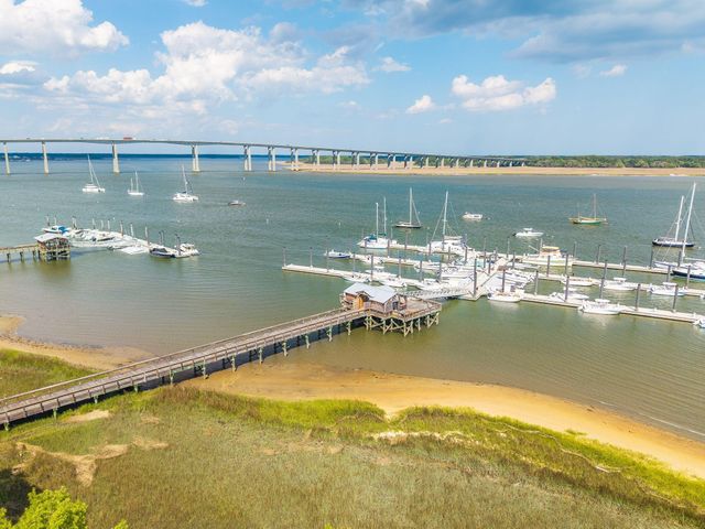 540 Helmsman Street 1222, Charleston, SC 29492