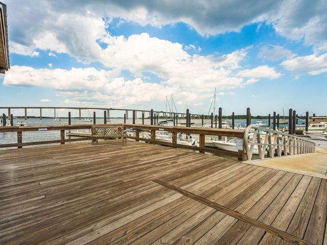 540 Helmsman Street 1222, Charleston, SC 29492