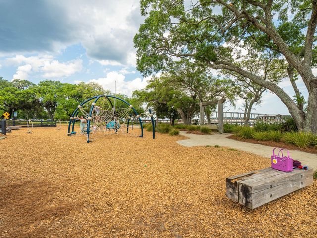540 Helmsman Street 1222, Charleston, SC 29492