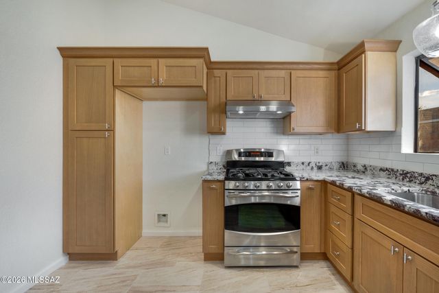 2762 W Camino Ebano, Tucson, AZ 85742