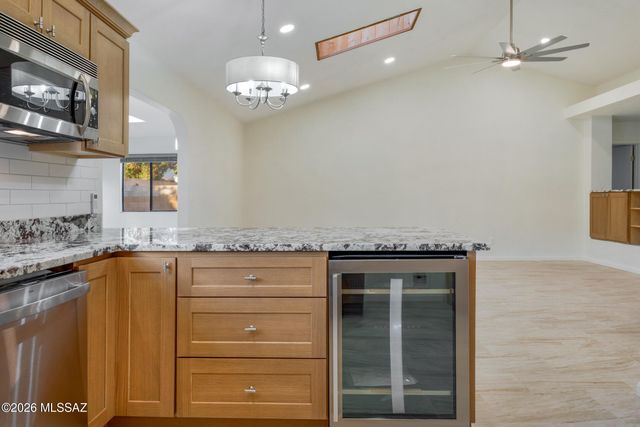 2762 W Camino Ebano, Tucson, AZ 85742