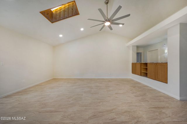 2762 W Camino Ebano, Tucson, AZ 85742