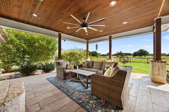 5900 Kings Creek Drive, Post Oak Bend, TX 75142
