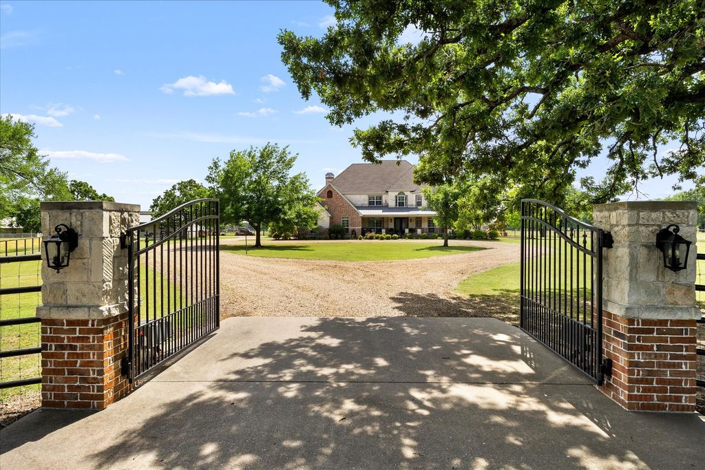 5900 Kings Creek Drive, Post Oak Bend, TX 75142