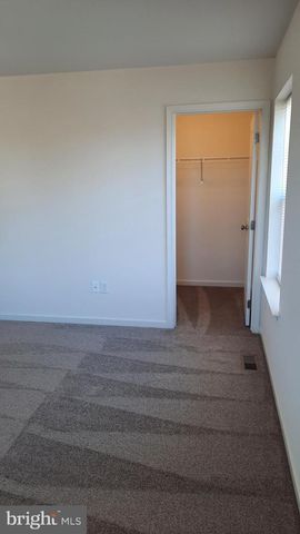 723 ADMIRALS QUAY DR, Mechanicsburg, PA 17050